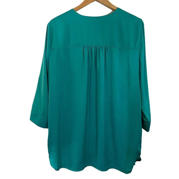 Renuar Aqua Blue Tunic Blouse Size XL Silky 3/4 Sleeves Pleated Lightweight Top - Picture 2 of 9
